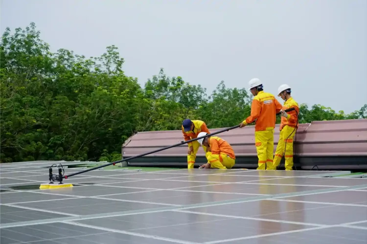 Solar Panels Cleaning Services in Cantt Lahore