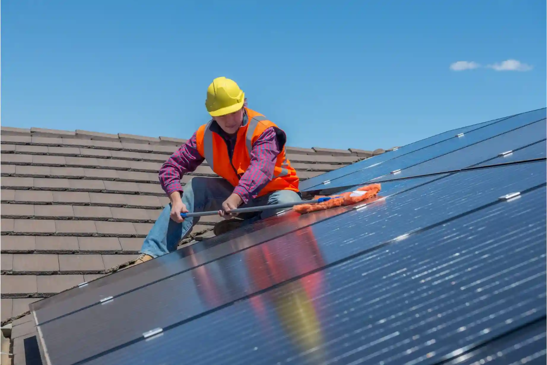 Solar Panels Cleaning Services in Paragon City