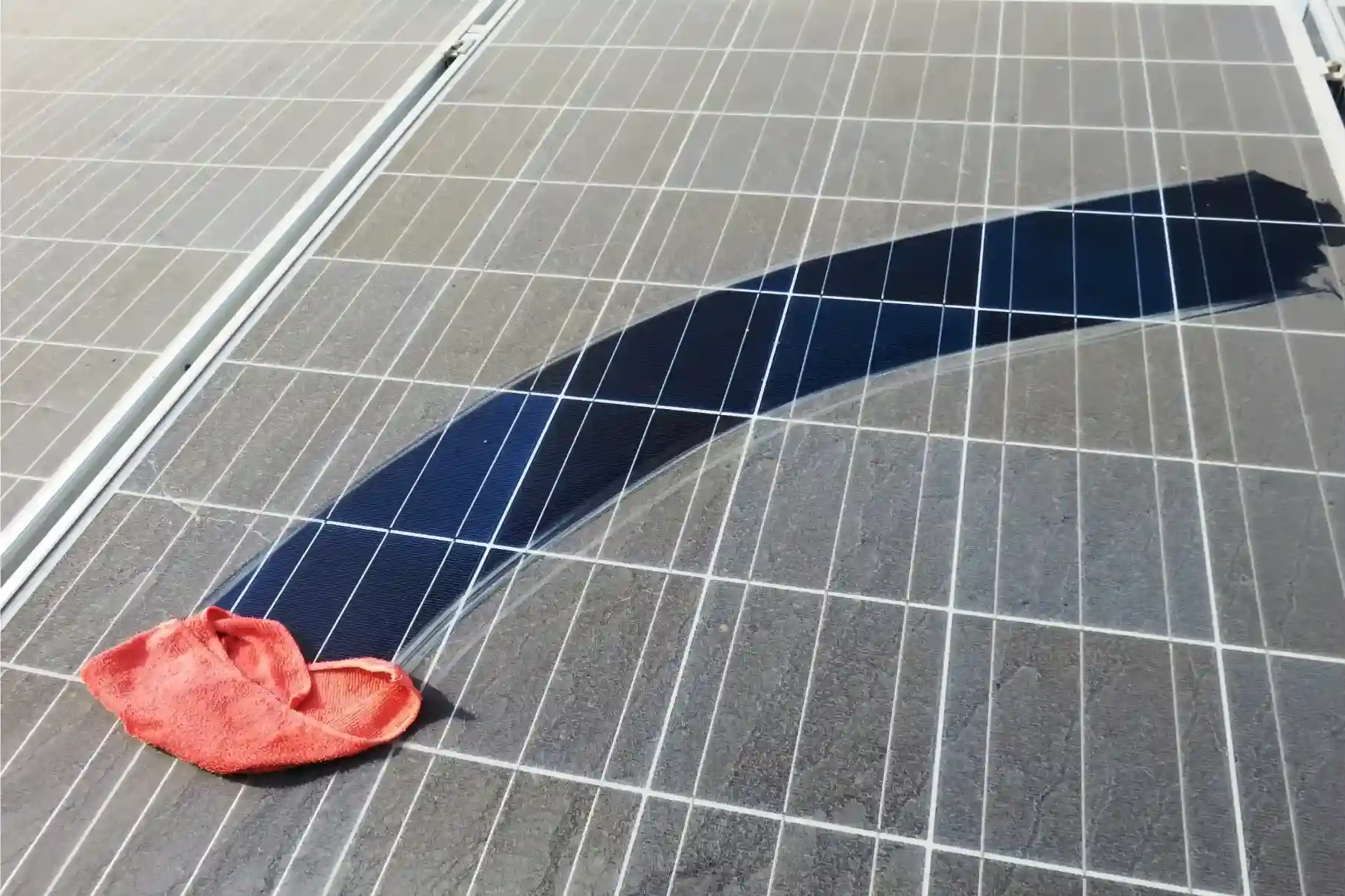 solar panel cleaning services in commercial areas